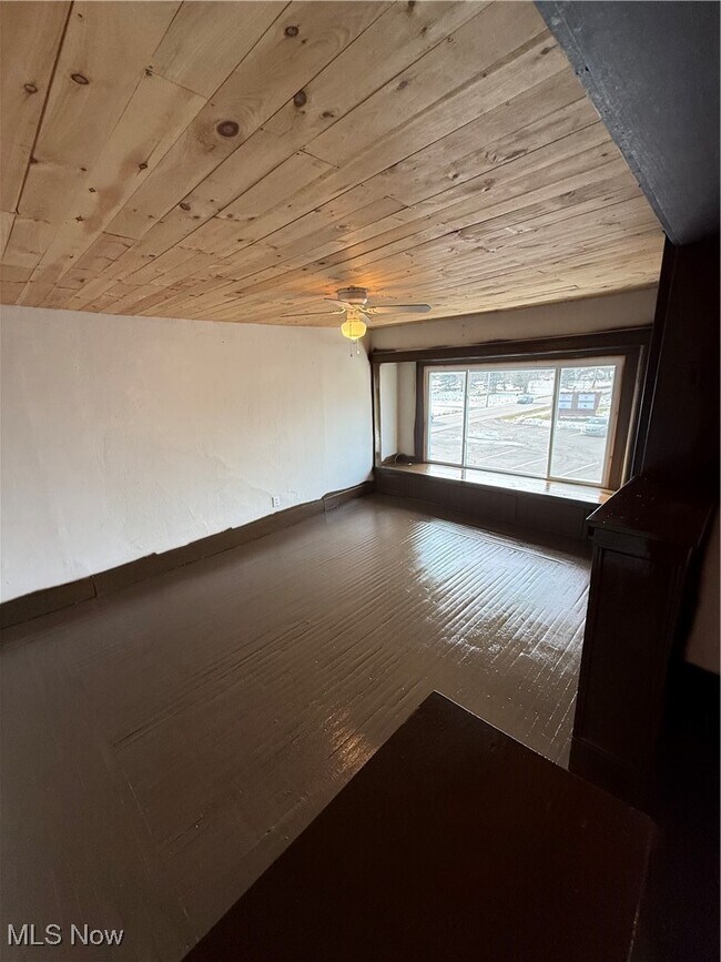 Photo - 5037 Wilson Sharpsville Rd Unidad 4