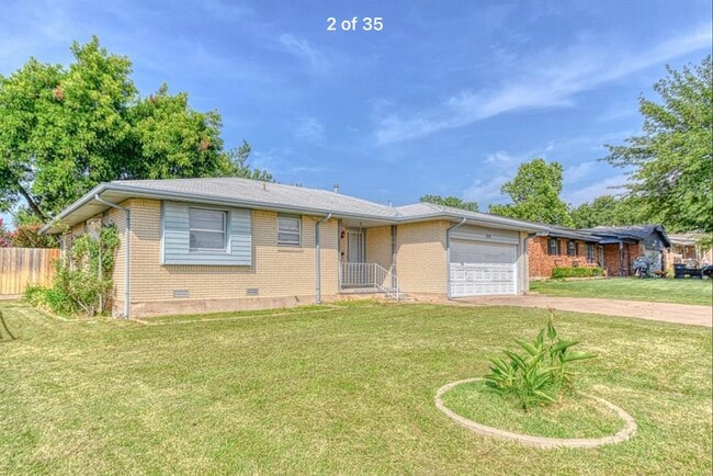 Building Photo - 314 NW Compass Dr Rental