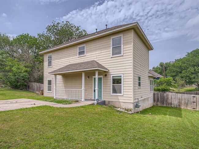 Photo - 6102 Reicher Dr