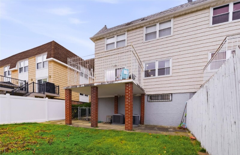 Photo - 15-69-1215 215th St