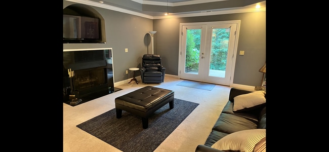 Your Living Room - 12 Stone House Rd