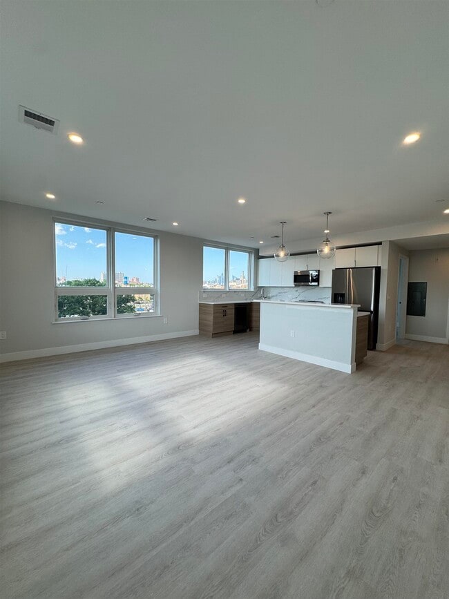 Photo - 40 Center St Unit 403