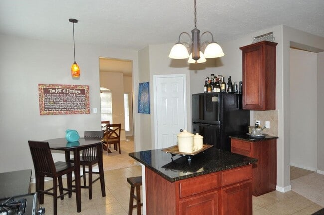 Photo - 2723 Calico Creek Ln