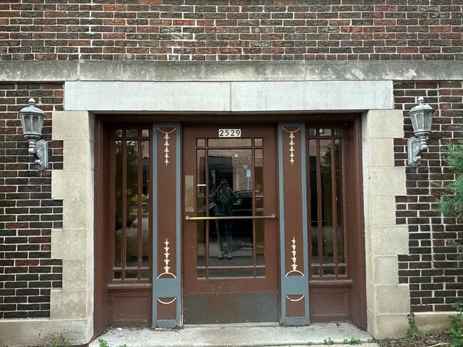 Photo - 2523 E Webster Pl