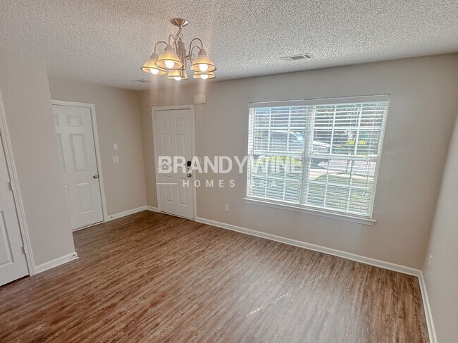 Photo - 11911 Quail Rd