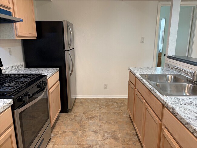 Photo - 6800 Trendal Ln