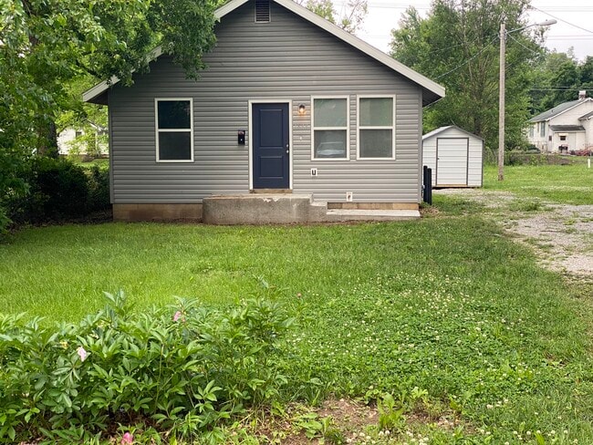 Building Photo - 1622 W Scott St Rental