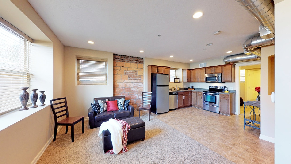 Photo - Urban Village Midtown Apartments