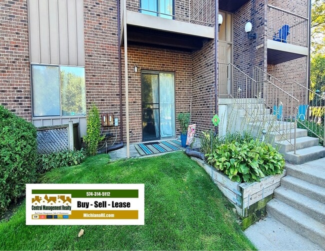 Condo at North Shore Club, walk to ND Campus! - Condo at North Shore Club, walk to ND Campus!