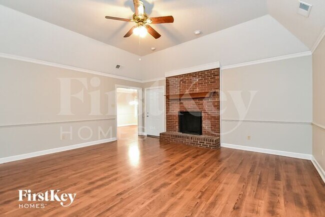 Photo - 6464 Evergreen Dr