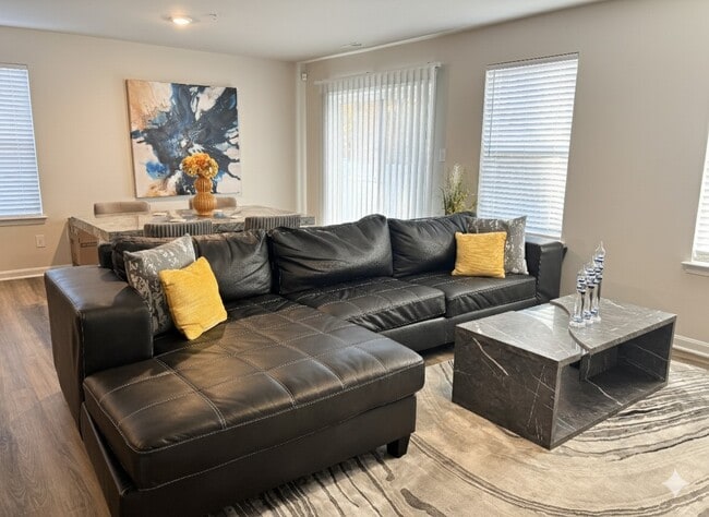 Photo - 359 Forest Edge Ave