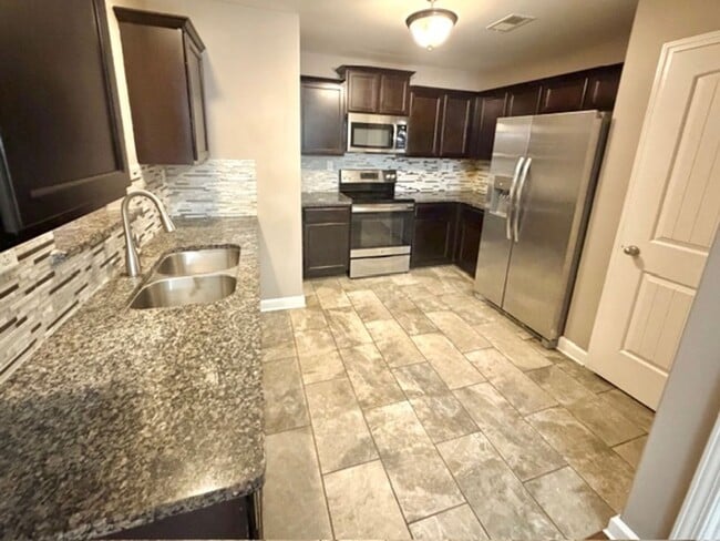 Photo - WoodsonDrive8114 Unit 1