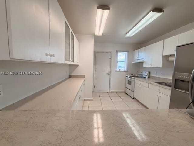 Photo - 1950 W 54th St Unit 413