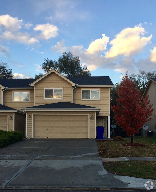 Building Photo - Close to Ft. Riley! Rental