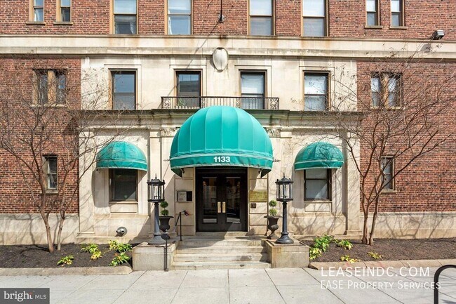 1133 13th St NW Unit 605