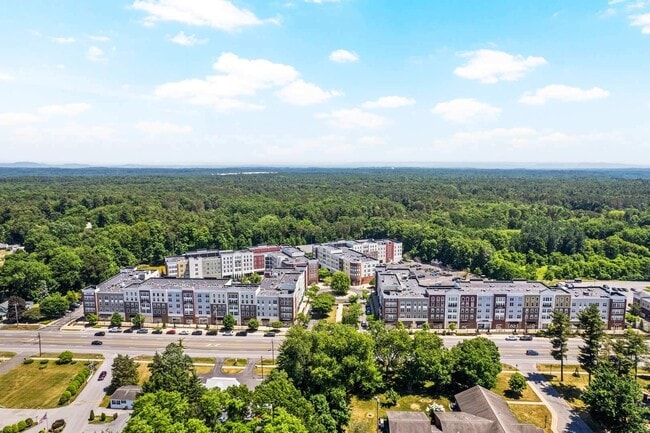 Building Photo - The Ellsworth Rental