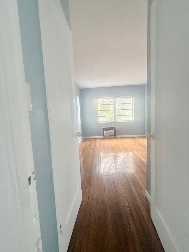 Photo - 1730 Marseille Dr Unit 4