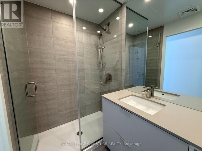 Photo - 1 Fairview Rd E Unit 1911