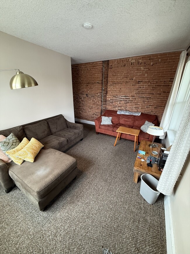 Photo - 155 N Broad St
