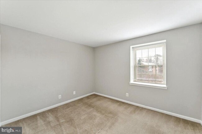 Photo - 5960 Westchester Park Dr Unit 302