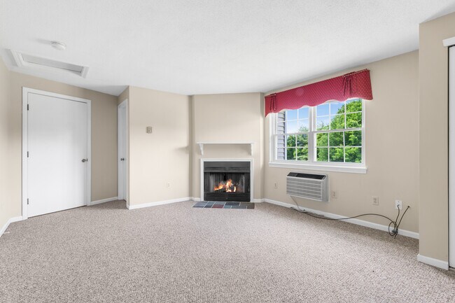 Photo - 50 Crystal Ln Unidad A