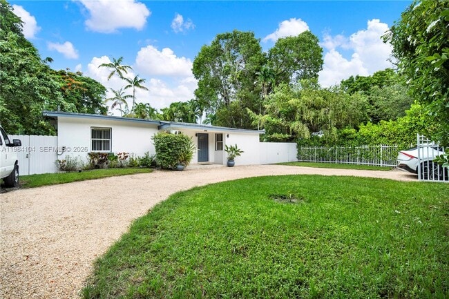 Photo - 6400 SW 62nd Ct