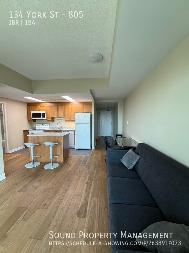 Photo - 134 York St