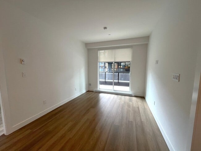 Photo - 205-7738 119A Street Unit 205