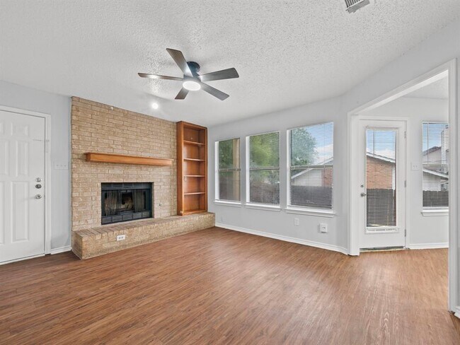 Photo - 1816 Rawhide Loop Casa Adosada