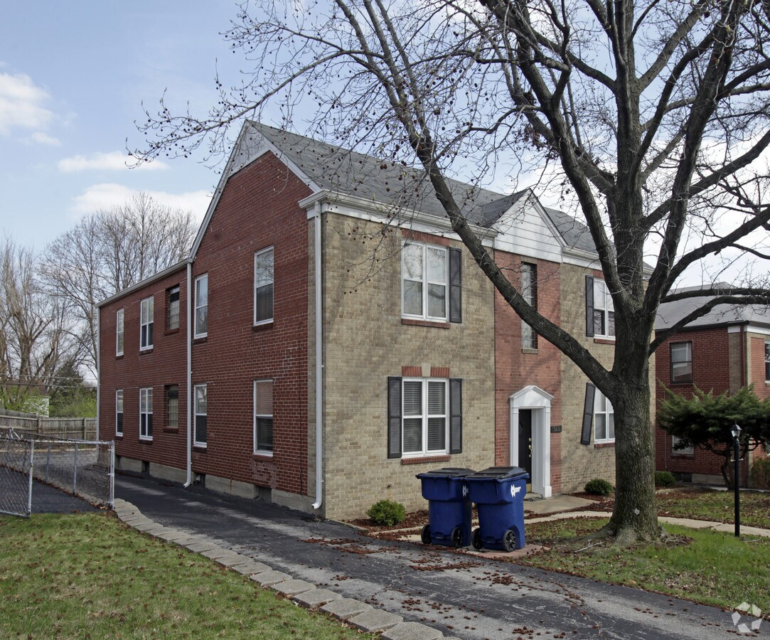 Photo - 6914 MacKenzie Rd Apartments