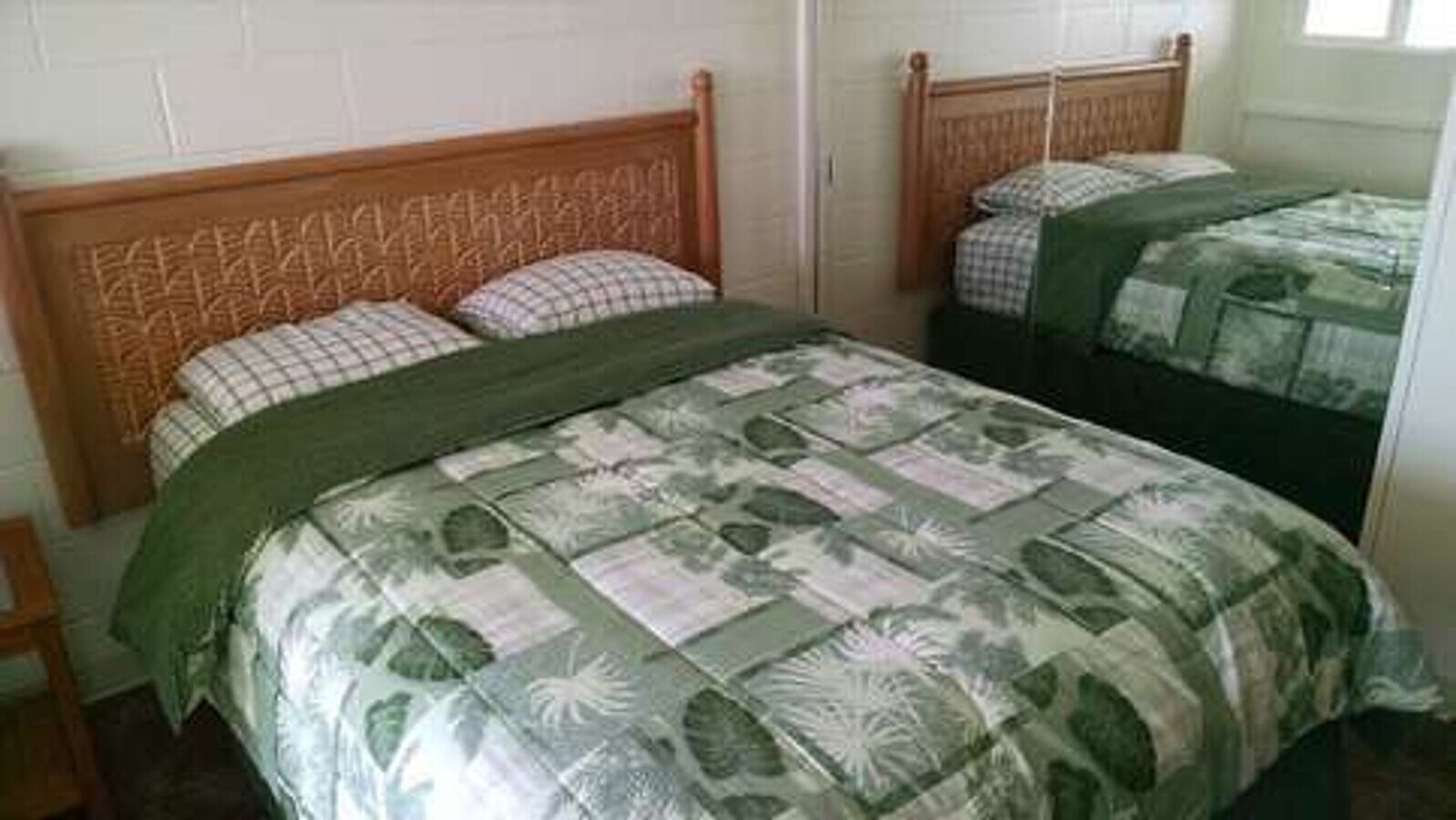 Photo - Oceanfront 1 Bedroom, 1 Bath - Makaha Beac...