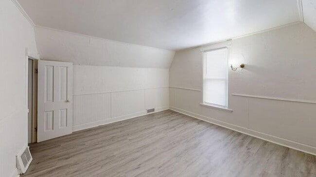 Photo - 1204 2nd St NW