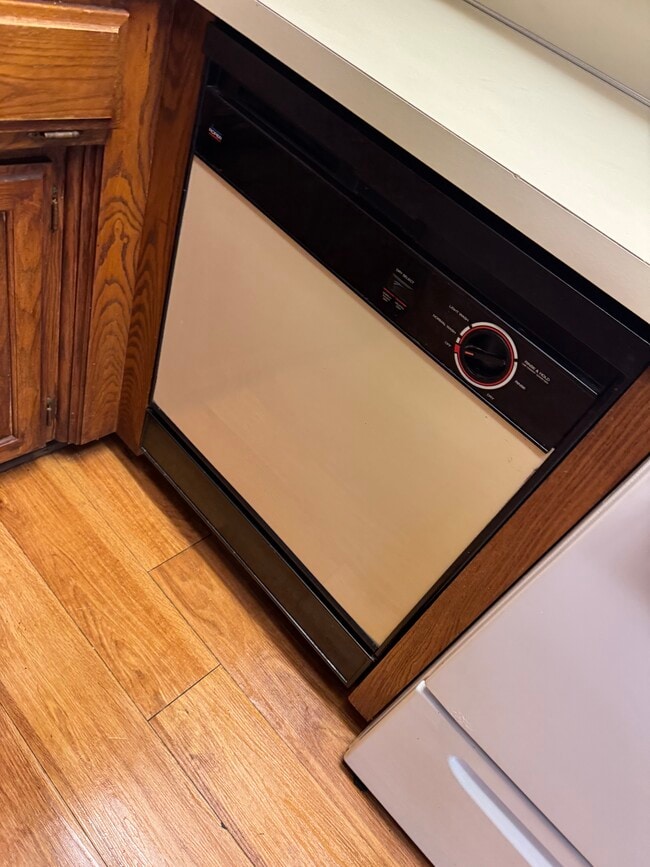 Photo - 323 S Shurley St