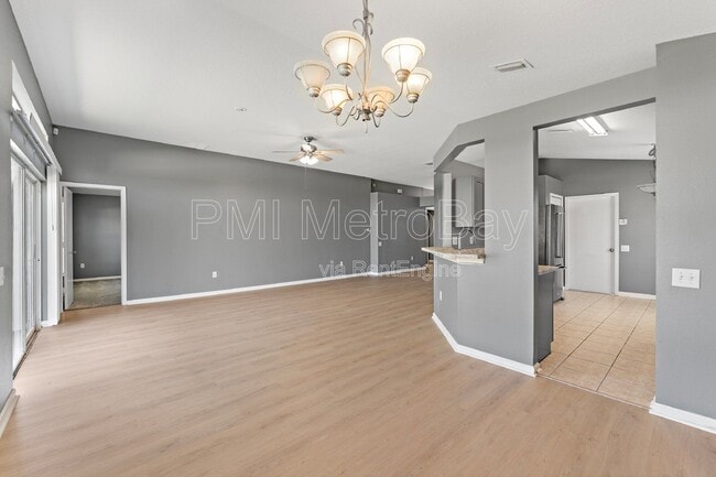 Photo - 1010 Summer Breeze Dr