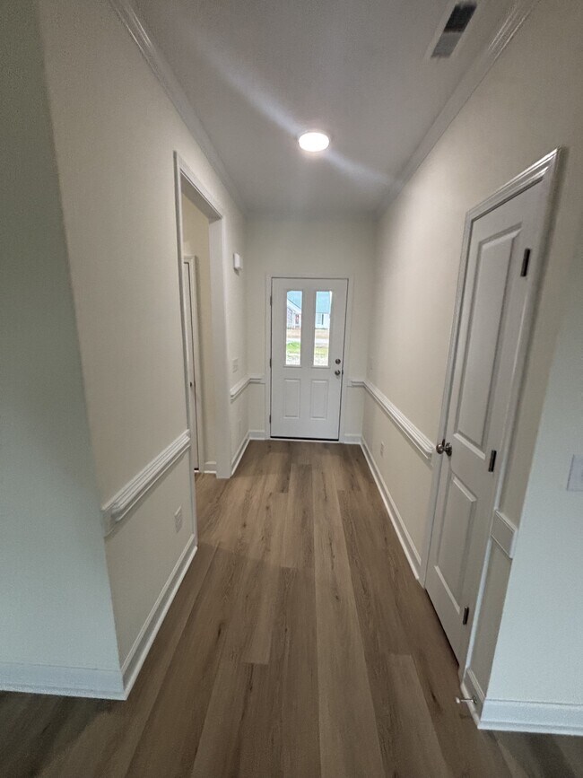 Photo - 127 Godwin Ln