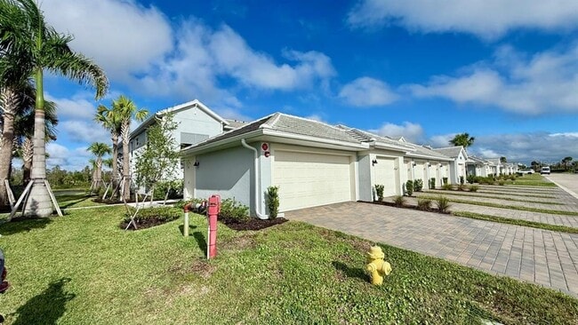 Building Photo - 14261 Heritage Landing Blvd Unit 1621