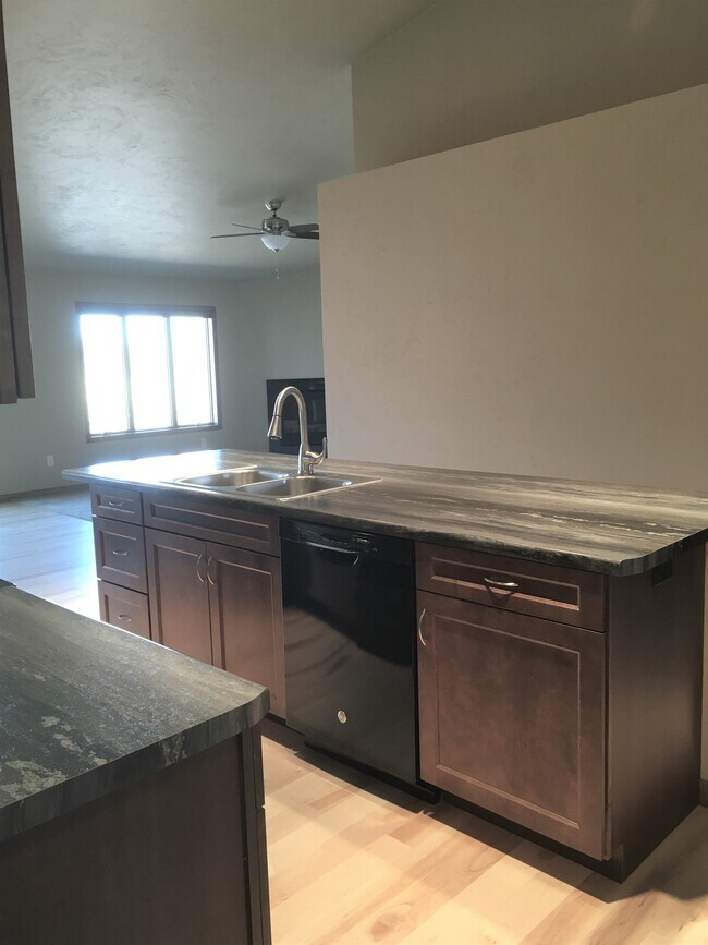 Photo - 809 S Mill St Unit 809