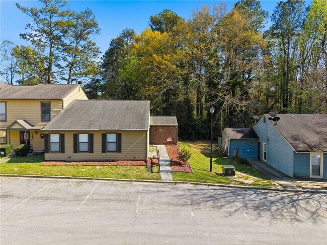 Photo - 129 Sandalwood Cir