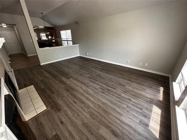 Photo - 1709 Shire St