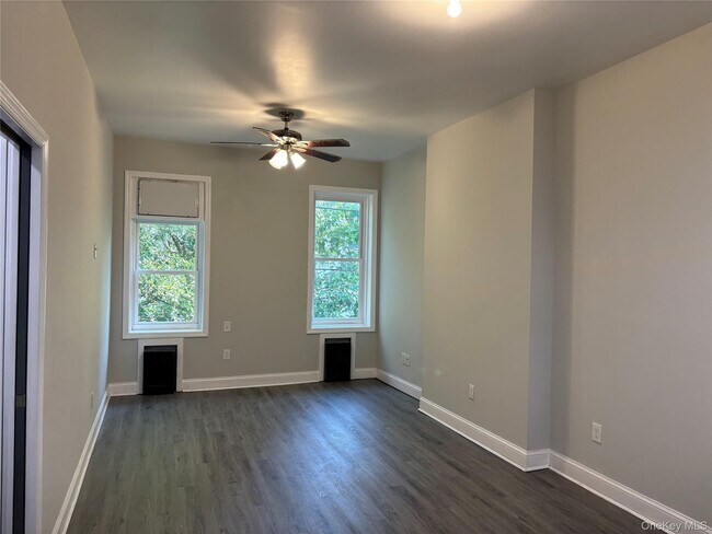 Photo - 193-14 Jamaica Ave Unit # 2 Floor
