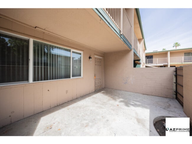 Photo - Embark on a Lifestyle of Modern Comfort in this Chic 3/1.5 Phoenix Condo!