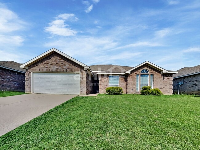 Photo - 1702 Griffin Ln House