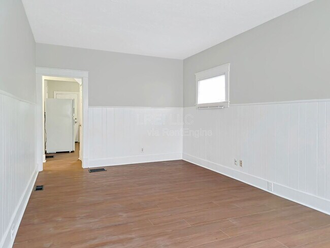 Photo - 1793 W Lee St