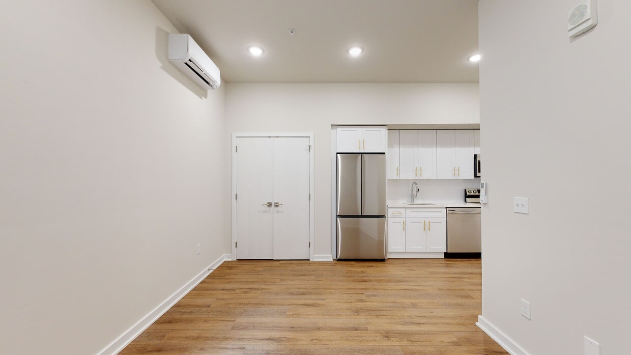 Photo - The Elm On 63rd Apartments