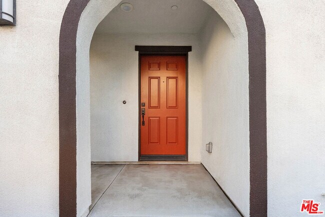 Photo - 749 Daniel Freeman Cir