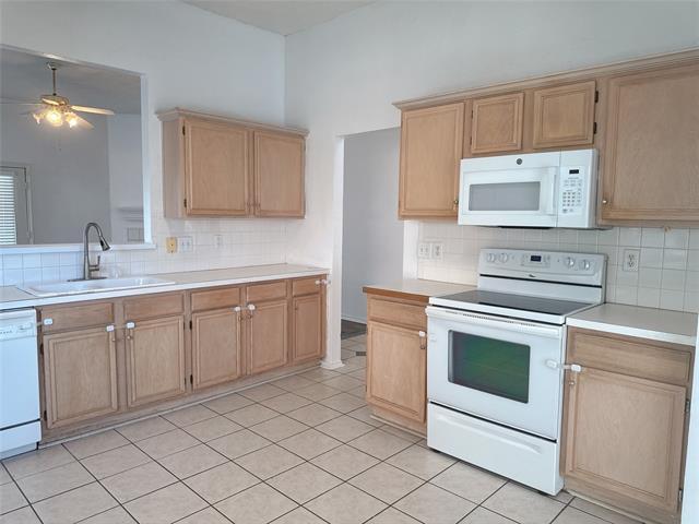 Photo - 7212 Lavenham Dr