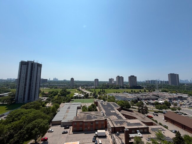 Photo - 15 David Salomon Dr Unit 1510