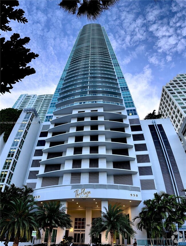 Building Photo - 950 Brickell Bay Dr Unit 4908 Rental