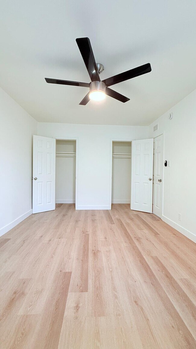 Photo - 2025 S. Bedford