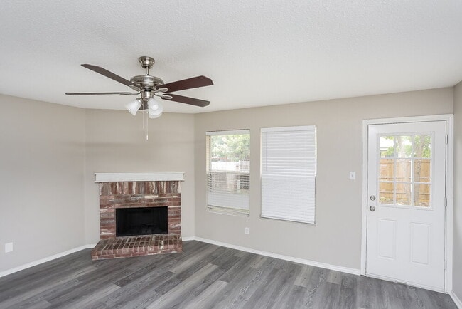 Photo - 8757 Garden Springs Dr